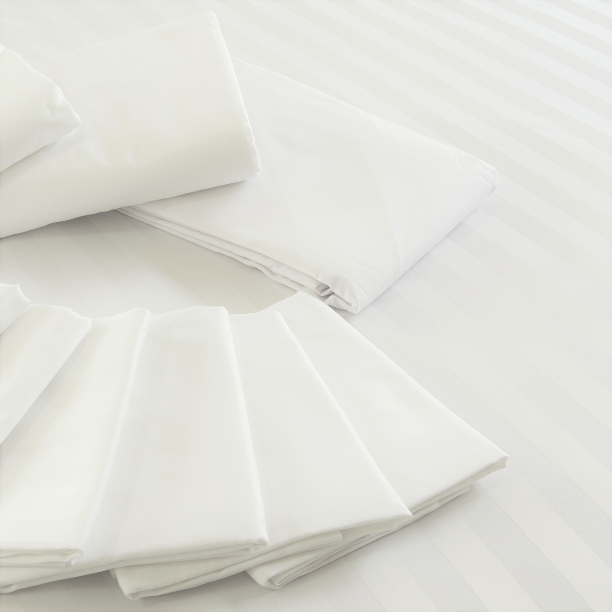 Pillow Case - Poly Cotton – White - 200 Thread Count