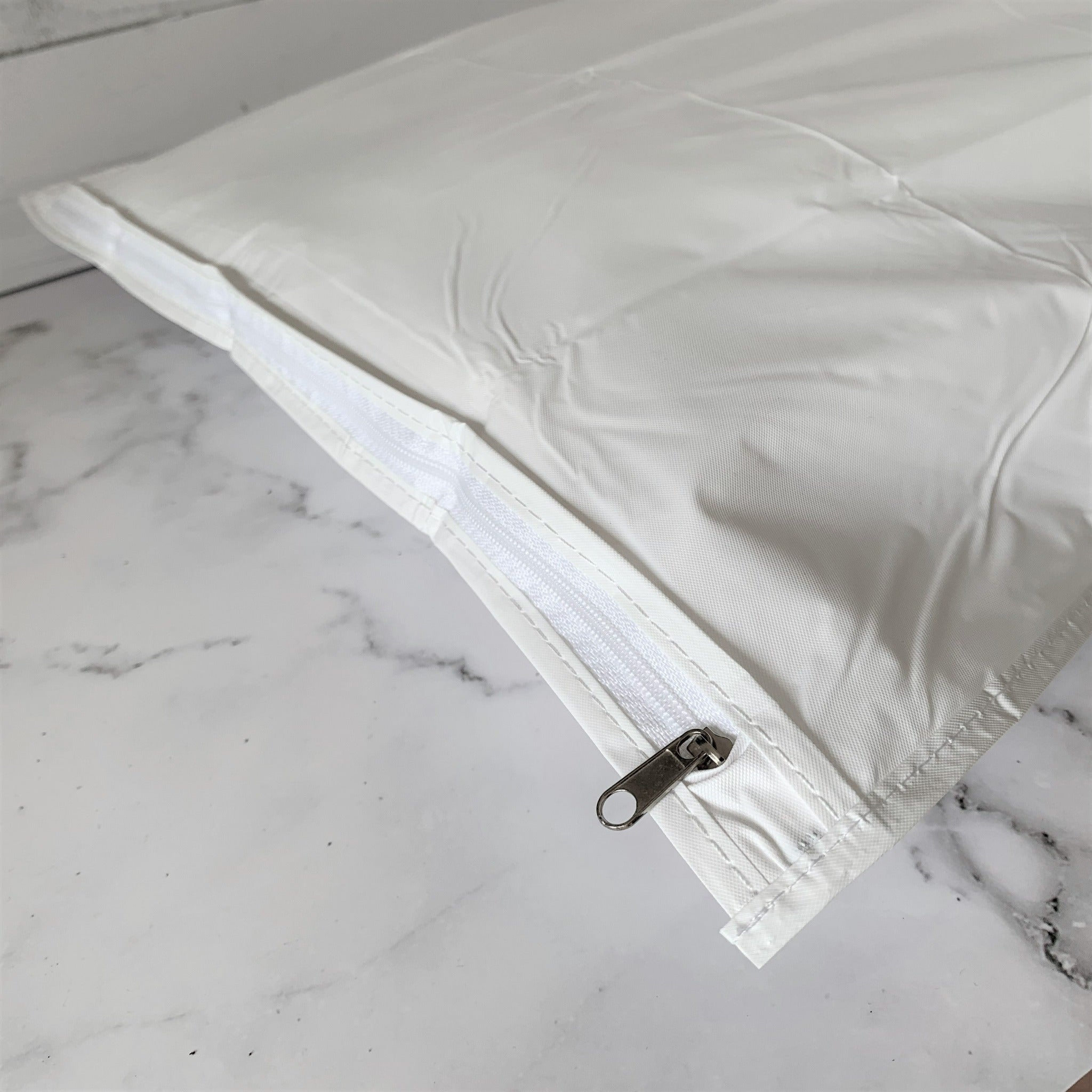 Clinic Vinyl Pillow Case Zippered Wipeable