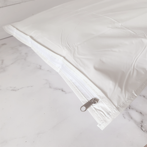 Zippered Vinyl Pillow Protector