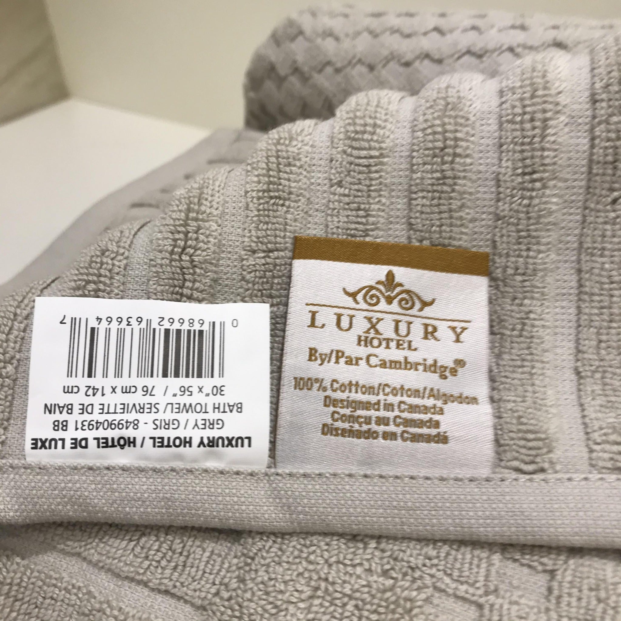 Luxury Hotel Bath Towel by Cambridge 100% Cotton